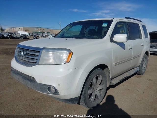2015 Honda Pilot Touring მანქანა იყიდება აუქციონზე, vin: 5FNYF4H93FB502748, აუქციონის ნომერი: 12561233