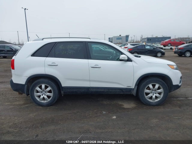 12561247 :رقم المزاد ، 5XYKTCA6XDG317451 vin ، 2013 Kia Sorento Lx مزاد بيع