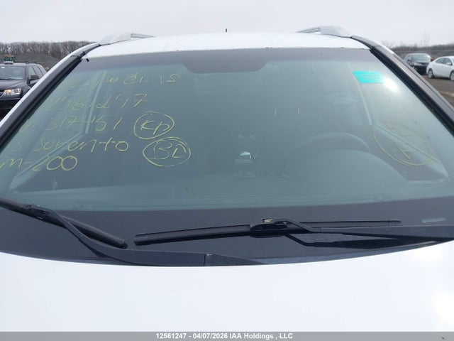 12561247 :رقم المزاد ، 5XYKTCA6XDG317451 vin ، 2013 Kia Sorento Lx مزاد بيع