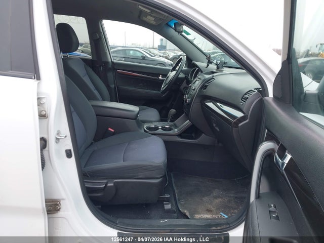 12561247 :رقم المزاد ، 5XYKTCA6XDG317451 vin ، 2013 Kia Sorento Lx مزاد بيع