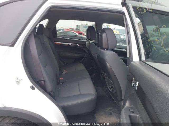 12561247 :رقم المزاد ، 5XYKTCA6XDG317451 vin ، 2013 Kia Sorento Lx مزاد بيع