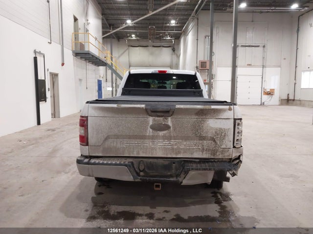 12561249 :رقم المزاد ، 1FTFW1E51JKF46136 vin ، 2018 Ford F150 Supercrew مزاد بيع