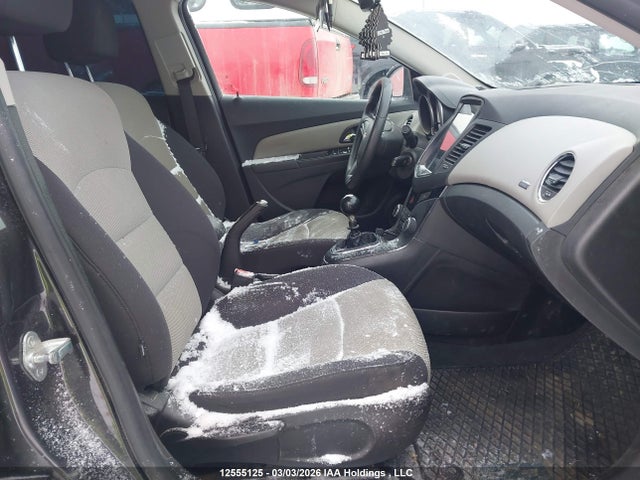 1G1PM5SH5E7133136 Chevrolet Cruze 2ls
