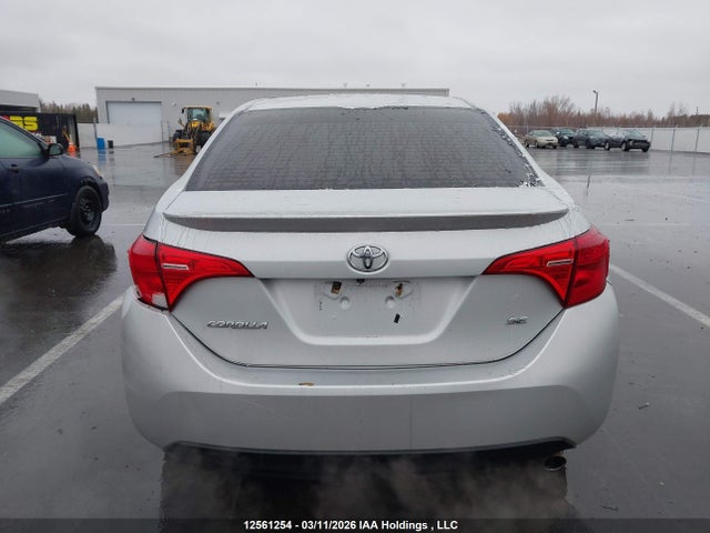 12561254 :رقم المزاد ، 2T1BURHE5JC093199 vin ، 2018 Toyota Corolla Se مزاد بيع