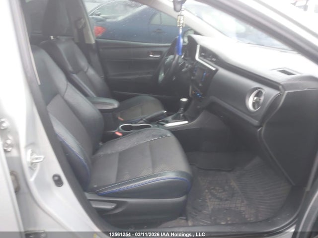 12561254 :رقم المزاد ، 2T1BURHE5JC093199 vin ، 2018 Toyota Corolla Se مزاد بيع