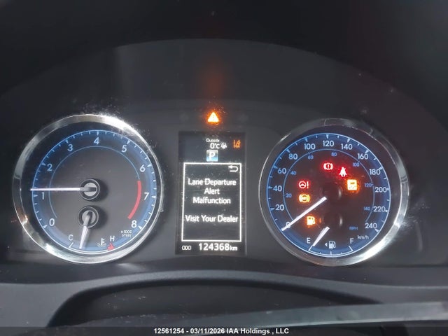 12561254 :رقم المزاد ، 2T1BURHE5JC093199 vin ، 2018 Toyota Corolla Se مزاد بيع