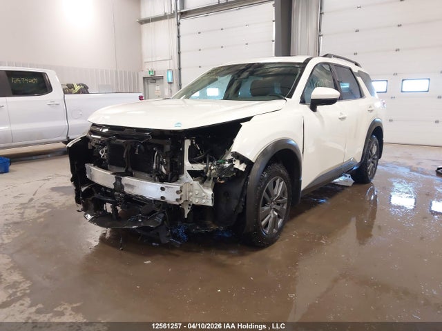 12561257 :رقم المزاد ، 5N1DR3BEXRC274010 vin ، 2024 Nissan Pathfinder Sv مزاد بيع