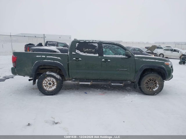12491538 :رقم المزاد ، 5TFCZ5AN4MX248744 vin ، 2021 Toyota Tacoma مزاد بيع