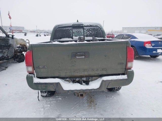 12491538 :رقم المزاد ، 5TFCZ5AN4MX248744 vin ، 2021 Toyota Tacoma مزاد بيع