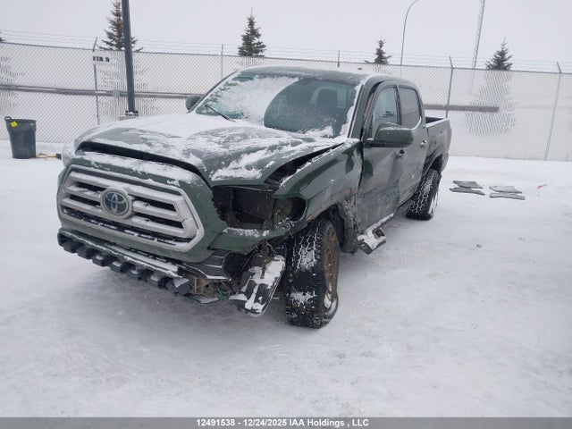 12491538 :رقم المزاد ، 5TFCZ5AN4MX248744 vin ، 2021 Toyota Tacoma مزاد بيع