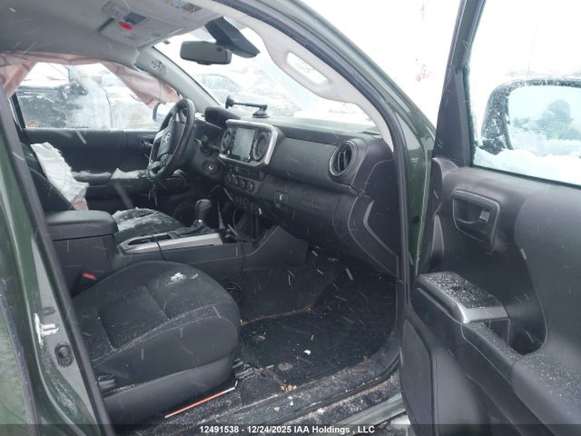 12491538 :رقم المزاد ، 5TFCZ5AN4MX248744 vin ، 2021 Toyota Tacoma مزاد بيع