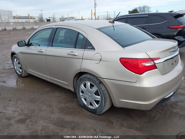 Продажа на аукционе авто 2014 Chrysler 200 Lx, vin: 1C3CCBAB4EN176421, номер лота: 12561284