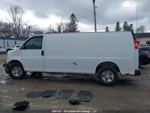 Aukcja sprzedaży 2011 Chevrolet Express 2500 Work Van, vin: 1GCWGGFA3B1130575, numer aukcji: 12561321