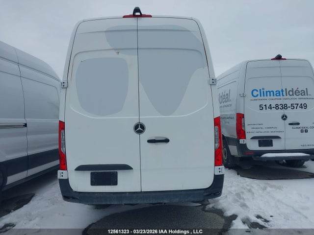 W1Y4KCHY1RP704568 Mercedes-Benz Sprinter 2500 High Roof 4-cyl Diesel