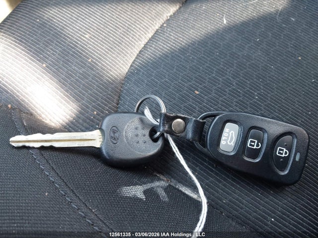 KMHD84LF4HU167155 Hyundai ELANTRA GL