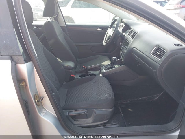 Aukcja sprzedaży 2013 Volkswagen Jetta 2.0l Trendline/2.0l Trendline+, vin: 3VW2K7AJ8DM354979, numer aukcji: 12561340