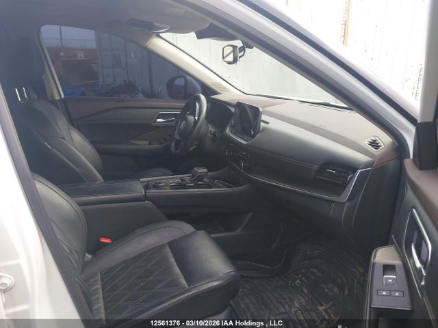 Продажа на аукционе авто 2023 Nissan Rogue Platinum, vin: JN8BT3DD1PW311981, номер лота: 12561376
