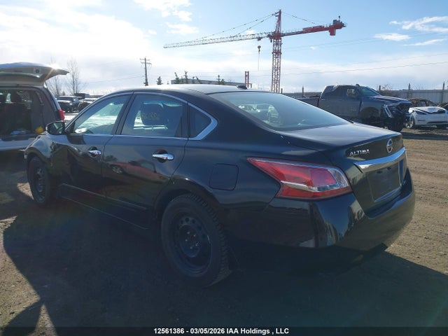 2014 Nissan Altima 2.5/2.5 S/2.5 Sl/2.5 Sv მანქანა იყიდება აუქციონზე, vin: 1N4AL3AP2EN349914, აუქციონის ნომერი: 12561386