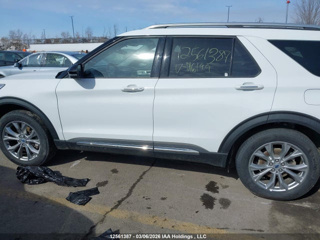 1FMSK8FH1NGB16199 Ford Explorer Limited