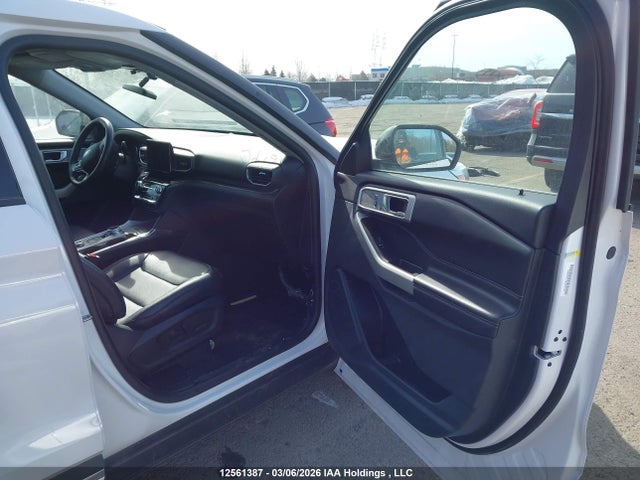 1FMSK8FH1NGB16199 Ford Explorer Limited