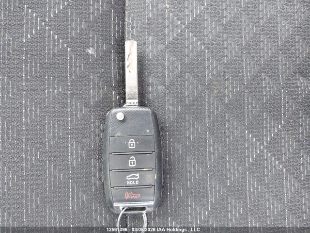 3KPA25AB0KE215335 KIA RIO S