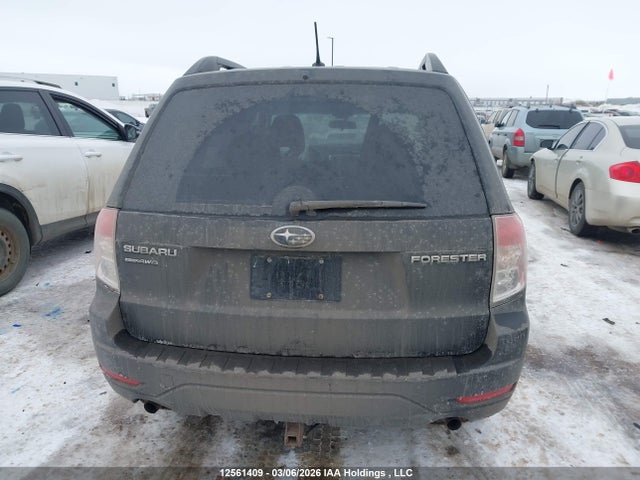 Продажа на аукционе авто 2013 Subaru Forester 2.5x, vin: JF2SHCBC0DH415712, номер лота: 12561409