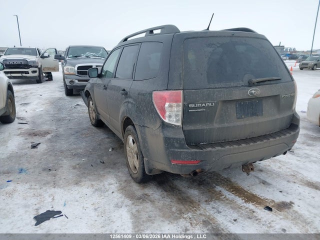 Продажа на аукционе авто 2013 Subaru Forester 2.5x, vin: JF2SHCBC0DH415712, номер лота: 12561409