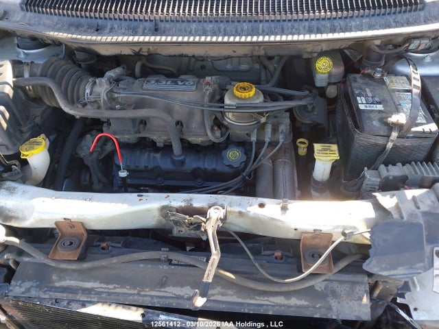 2003 Dodge Caravan Se მანქანა იყიდება აუქციონზე, vin: 1D4GP25R03B235815, აუქციონის ნომერი: 12561412