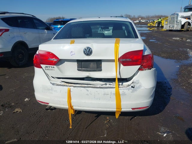 3VWDK7AJ7EM416009 Volkswagen Jetta