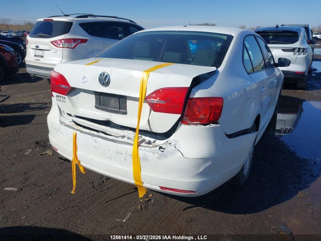 3VWDK7AJ7EM416009 Volkswagen Jetta