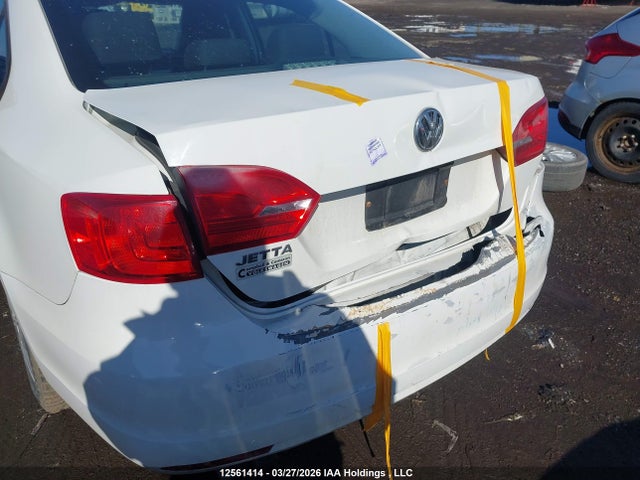 3VWDK7AJ7EM416009 Volkswagen Jetta