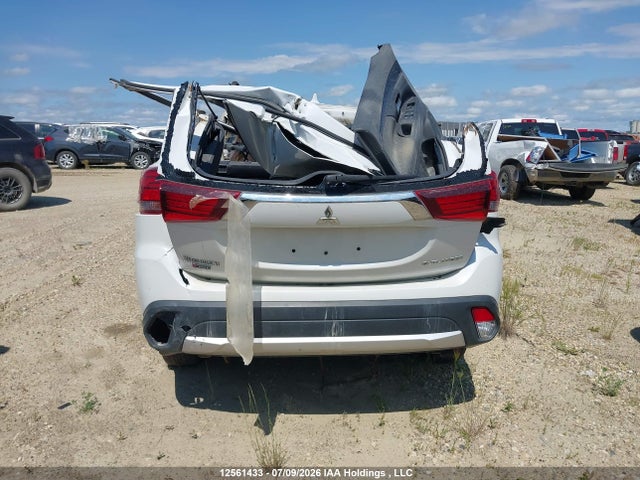 Продажа на аукционе авто 2018 Mitsubishi Outlander Gt, vin: JA4JZ4AX3JZ607255, номер лота: 12561433