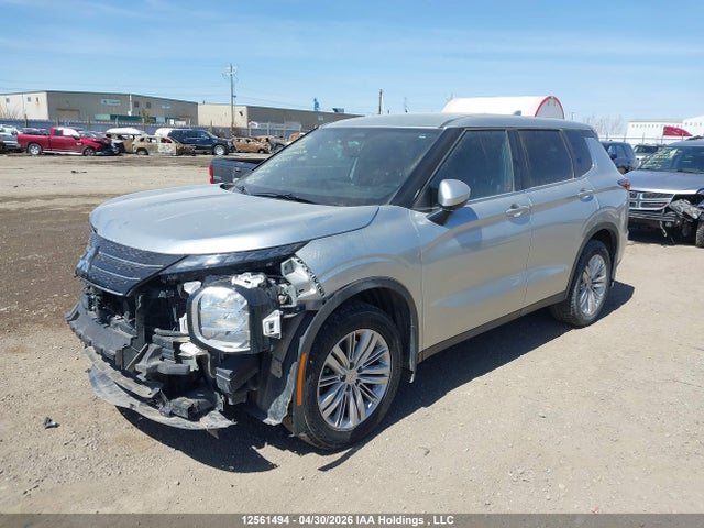 JA4J4UA85RZ627283 Mitsubishi Outlander Es