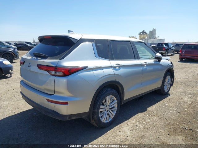 JA4J4UA85RZ627283 Mitsubishi Outlander Es