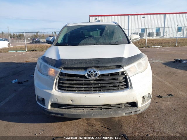 2016 Toyota Highlander Limited მანქანა იყიდება აუქციონზე, vin: 5TDDKRFH1GS334381, აუქციონის ნომერი: 12561498