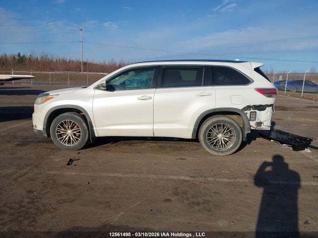 2016 Toyota Highlander Limited მანქანა იყიდება აუქციონზე, vin: 5TDDKRFH1GS334381, აუქციონის ნომერი: 12561498