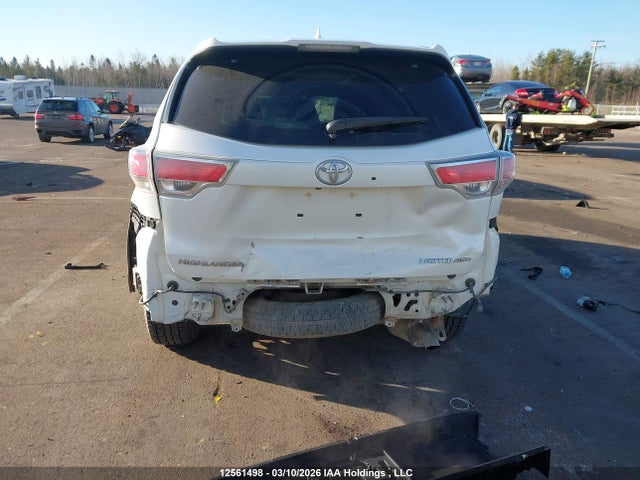 2016 Toyota Highlander Limited მანქანა იყიდება აუქციონზე, vin: 5TDDKRFH1GS334381, აუქციონის ნომერი: 12561498