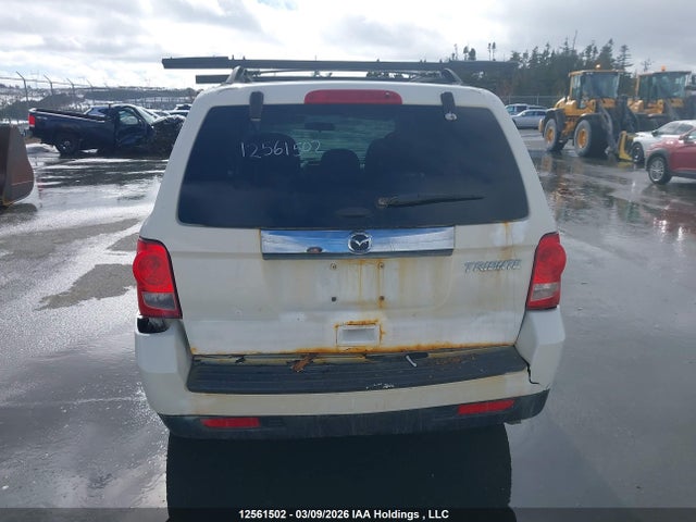 2011 Mazda Tribute Gx I4 მანქანა იყიდება აუქციონზე, vin: 4F2CY0C75BKM03252, აუქციონის ნომერი: 12561502
