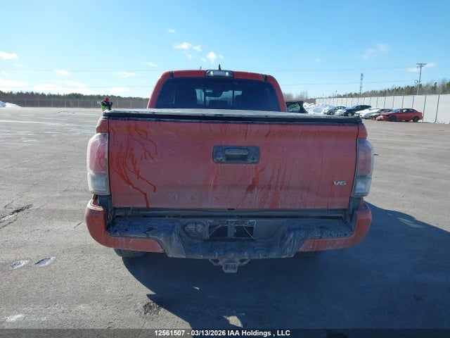 5TFDZ5BN5JX035123 Toyota Tacoma Sr5
