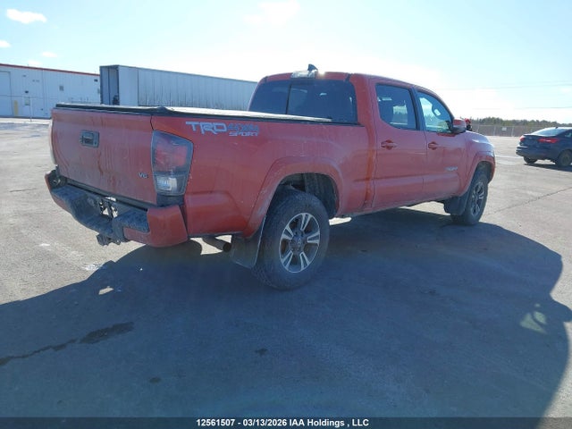 5TFDZ5BN5JX035123 Toyota Tacoma Sr5