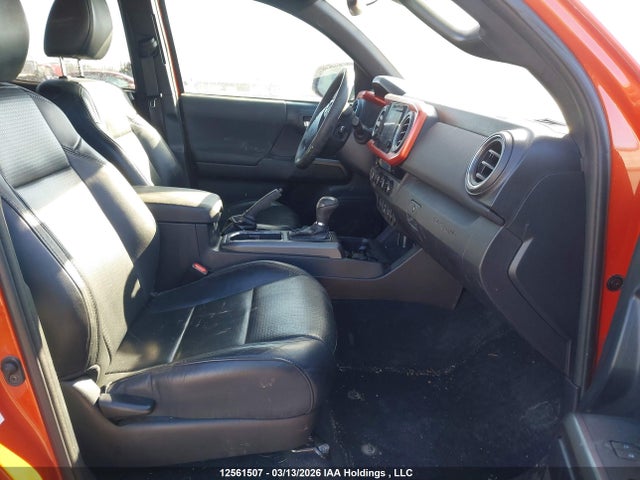 5TFDZ5BN5JX035123 Toyota Tacoma Sr5