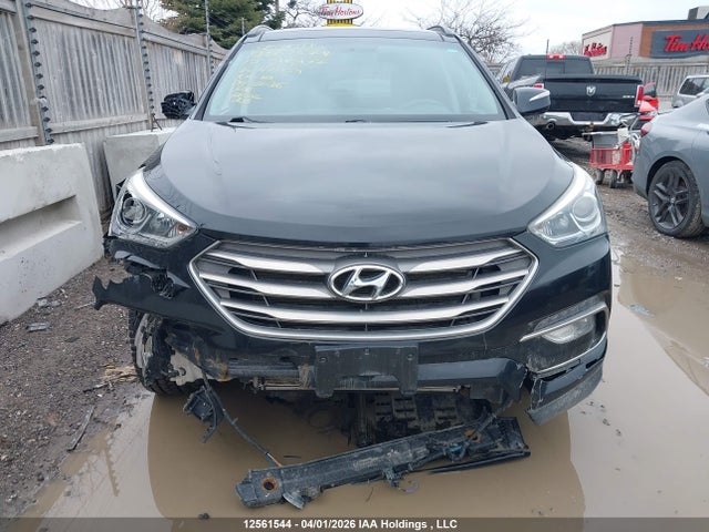 5XYZUDLB2HG472559 Hyundai Santa Fe Sport 2.4 Se