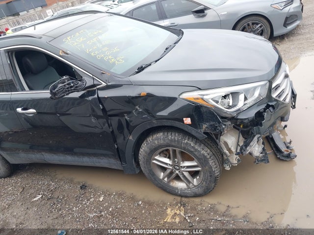 5XYZUDLB2HG472559 Hyundai Santa Fe Sport 2.4 Se
