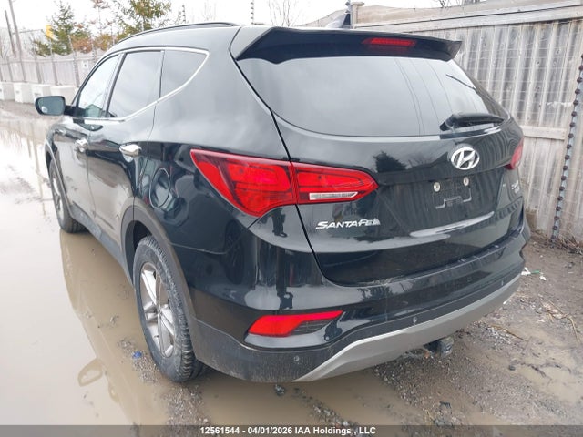 5XYZUDLB2HG472559 Hyundai Santa Fe Sport 2.4 Se