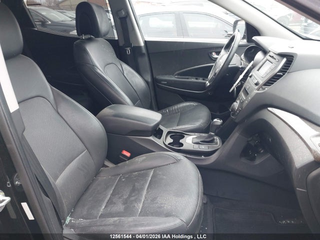 5XYZUDLB2HG472559 Hyundai Santa Fe Sport 2.4 Se