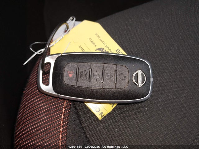 3N1CN8FV5SL829171 Nissan VERSA SR