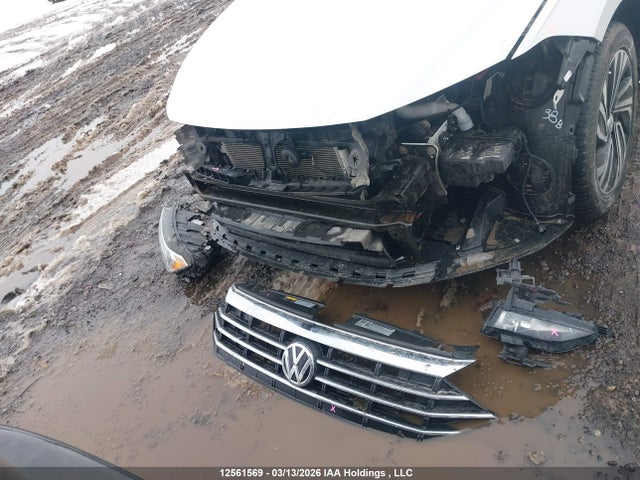 3VWG57BUXKM155712 Volkswagen Jetta 1.4 Tsi Execline
