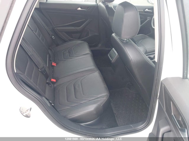 3VWG57BUXKM155712 Volkswagen Jetta 1.4 Tsi Execline