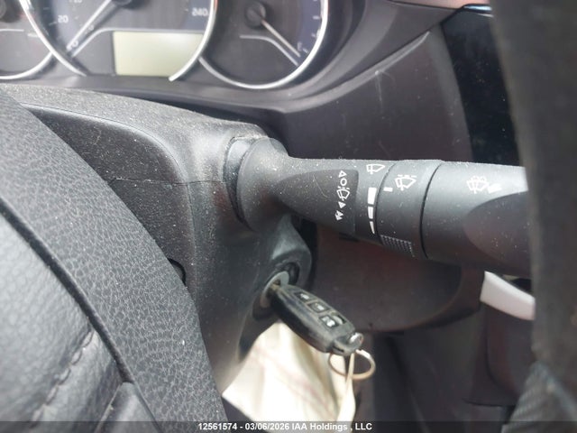 12561574 :رقم المزاد ، 2T1BURHE0FC352849 vin ، 2015 Toyota Corolla Le مزاد بيع