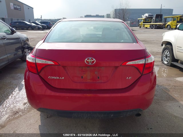 12561574 :رقم المزاد ، 2T1BURHE0FC352849 vin ، 2015 Toyota Corolla Le مزاد بيع